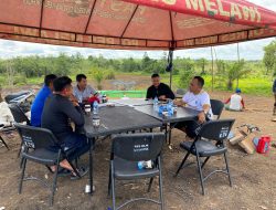 Kapolres Melawi Pantau Progres Pertumbuhan Jagung di Lahan Desa Kelakik