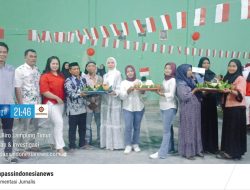 Perayaan HUT RI ke-80 Desa Karang Anom: Keseruan Perlombaan Hias Tumpeng dan Yel-yel Oleh Ibu-ibu Antar Dusun