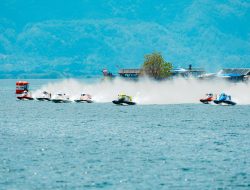 Jonas Andersson Gagal Finis di F1H2O Danau Toba 2025, Rusty Wyatt Rebut Kemenangan