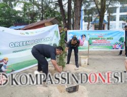 Bea Cukai Bengkalis Gaungkan Semangat Hijau, Tanam 14 Pohon Cemara di Kawasan Pelindo