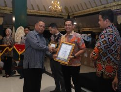Pemkab Sleman Beri Penghargaan Kepada Para Wajib Pajak Sebagai Bentuk Apresiasi Dan Motivasi