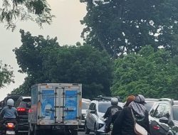 Kemacetan Parah Jakarta–Depok di Akhir Pekan, Warga Desak Polisi dan Pemkot Lakukan Penataan Lalu Lintas