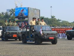 Masyarakat Padati Jalan dari Istana Merdeka ke Monas, Sambut Presiden Prabowo dalam Rangkaian Kebesaran HUT ke-80 TNI