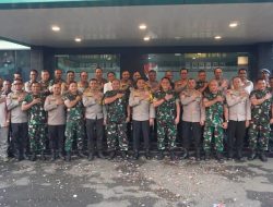 Penuh Keakraban, Polres Metro Depok Beri Kejutan untuk Jajaran TNI