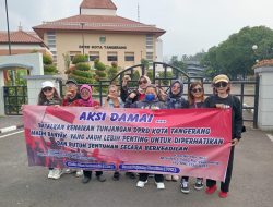 Forum MCI Orasi di Depan Gedung DPRD Kota, Tuntut Kenaikan Tunjangan Angota DPRD di Batalkan