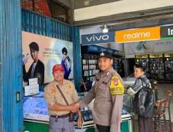 Kapolsek Kelam Permai Bersama Organisasi FRIC dalam Patroli Menjaga Kamtibmas