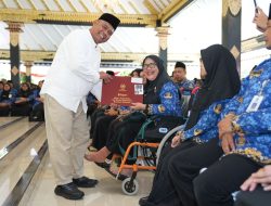 Sudah Mengabdi Kepada Negara dan Pemerintah, 442 ASN Pemkab Sleman Menerima Setya Lencana Karya Satya