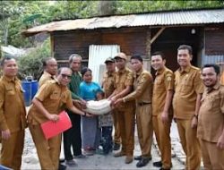 Pemerintah Kabupaten Samosir Salurkan Bantuan Bagi Korban Kebakaran Di Desa Pallombuan
