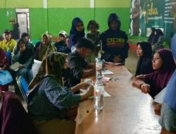Penyaluran BLT Kesra Desa Barusari Berjalan Lancar Dan Tepat Sasaran