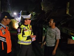 Satlantas Polres Lahat Bersama Polsek Merapi Melaksanakan Patroli Gabungan Selama Natal Dan Tahun Baru.