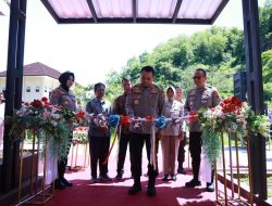 Resmikan Rumah Dinas Polsek Tepus, Kapolda DIY Berpesan Tolong Dimanfaatkan dan Dirawat