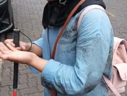 Penyandang Tunanetra Terjatuh ke Got di Area Halte Transjakarta, Diduga Tanpa Pendampingan Petugas