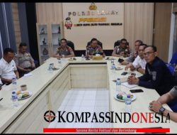 Jajaran Polres Lahat Melaksanakan Sosialiasasi KUHP Dan KUHAP Melalui Zoom Meeting