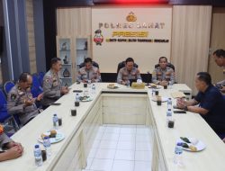 Kapolda Sumsel Melalui Zoom Meeting Memberikan Arahan Kepada Seluruh Penyidik.
