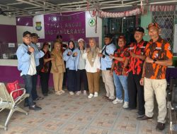 Warga Tanjung Pasir Terima Bantuan Pengobatan Gratis dari HMNI dan PP-PAC Teluknaga Pasca Banjir.