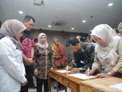 Pedagang Pasar Tradisional dan Toko Swalayan, Tandatangani Pakta Integritas Bersama