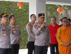 Kapolda Jatim Tinjau Perayaan Imlek di Surabaya, Pastikan Ibadah Berlangsung Aman dan Khidmat