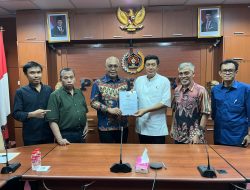 Putusan Konferensi Kerja Nasional (Konkernas) PWI 2026 Diserahkan ke Ketua Umum