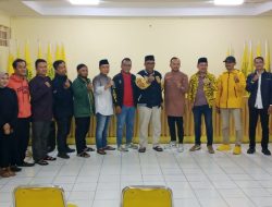 KIM Partai Golkar Kabupaten Garut Berbagi Takjil dan Gelar Tausiah Ramadan 1447 H