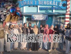 Kemilau SMAN 1 Bengkalis Bagikan 150 Paket Takjil