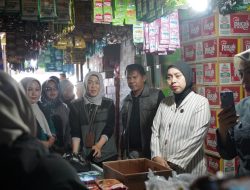 Tindak Lanjuti Keluhan Warga di Media Sosial, Wabup Garut Kunjungi Pasar Andir Terkait Stok Gas