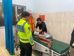 Personel Satuan Lalu Lintas Polres Lahat Nergerak Cepat Menanggapi Laporan Masyarakat Terkait Kecelakaan Lalu Lintas