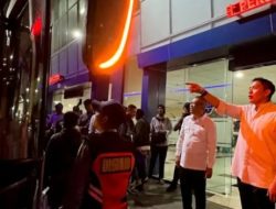 Seskab dan Menhub Tinjau Arus Balik di Terminal Pulogebang