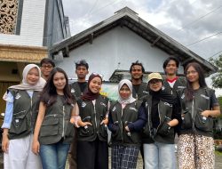 Mahasiswa UNY Mengabdi di Dusun Carian, Dampingi UMKM hingga Rancang Peta Dusun