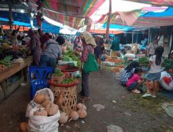 Harga Bahan Pokok di Pasar Pangururan Alami Fluktuasi, Jagung Diatas HET