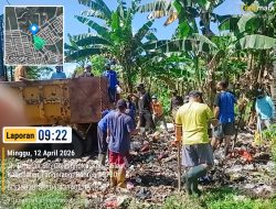 UPT 4 DLHK tangerang bersama Masyarakat Bukit cikasungka bersihkan tumpukan sampah Liar