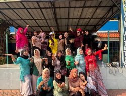 Semangat Sehat Warga: Senam Minggu Pagi Ibu-Ibu RW 06 Kalideres Jadi Ajang Kebersamaan