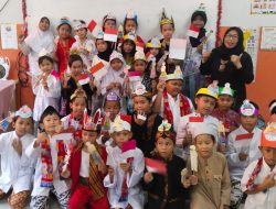 Semangat Kartini Menggema di SDN 06 Kalideres, Pawai Meriah Satukan Siswa dan Orang Tua