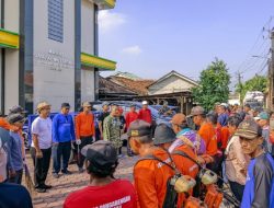 Pemerintah kecamatan Rajeg Bersama Jajaran Gelar Korve di Desa Pengarengan.