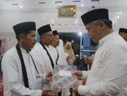 Pemkab Tapanuli Utara Lepas Keberangkatan 7 Calon Haji, Harapkan Kembali Tetap Sehat