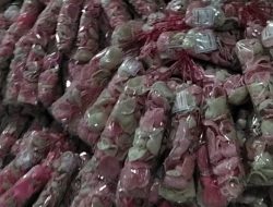 Membuka Industri Rumahan, Kerupuk Khas Cirebon, Menggunakan Pasir Sebagai Pengganti Minyak Dalam Proses Pengolahan