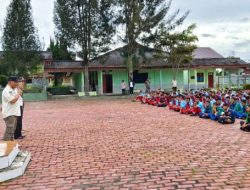 Satpol PP Humbahas Gelar Pembinaan Disiplin Dan Penyuluhan Bahaya Narkoba di SMK Negeri 2 Doloksanggul