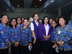 Ketua Pembina Posyandu Sumut Kahiyang Ayu Tinjau Posyandu Kunjungi Samosir .