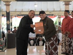 Bupati Harda Kiswaya, Kukuhkan 16 Anggota Dewan Kebudayaan Masa Bakti 2026-2029