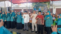 TP PKK Provinsi DKI Jakarta Gelar Pembagian Daging Qurban di Kelurahan Kamal