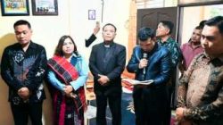 Bupati Humbang Hasundutan Melayat ke Rumah Duka Op. Karina Tinambunan