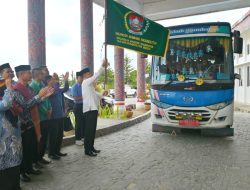 Dr Oloan P Nababn Lepas Kontingen MTQ Humbahas ke Tingkat Provinsi Sumut