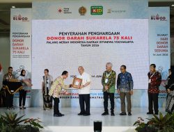 99 Orang Pendonor Darah Rutin, Menerima Penghargaan Dari PMI Provinsi Daerah Istimewa Yogyakarta