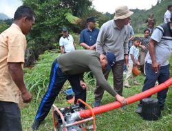 Bupati Humbahas Ledakkan Harapan Petani, Pompa Air Gempur Kekeringan Onan Ganjang