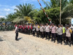 Polres Lahat lakukan pengamanan aksi unjuk rasa saudara Dodo Arma dan kawan-kawan di PT. SMS Kikim Barat