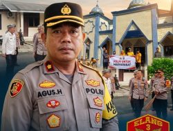 ‎Aksi Nyata “Polri Untuk Masyarakat”: Polsek Cariu Gelar Kerja Bakti di Masjid Al Arkam