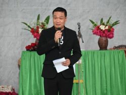 Bupati Humbahas Serahkan Hibah Keagamaan Rp50 Juta untuk HKBP Sinambela-Simanullang
