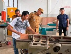 Bupati Taput Dorong Peserta Pelatihan Furnitur BLK Silangkitang Jadi Wirausaha Mandiri