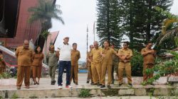 Bupati Taput Tinjau Penataan Taman Kota dan Kawasan Aek Sigeaon