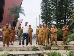 Bupati Taput Tinjau Penataan Taman Kota dan Kawasan Aek Sigeaon