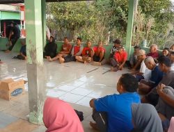 Ratusan Warga Desa Wanadri Dusun Silangit Pasca Pemortalan jalan Melaksanakan Musyawarah bersama Bahas Polemik Akses Jalan Untuk Angkutan Hasil Tambang